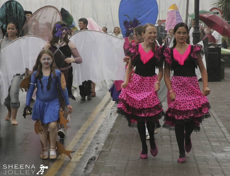 Irish Spirit undampened by rain during Kinsale Arts Week 2005